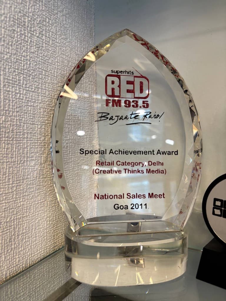 RED FM 93.5 Special Achievement Award in the retail category